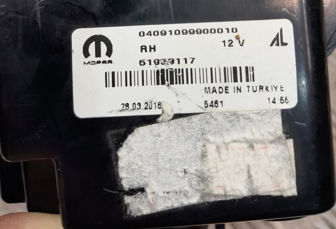 Jeep Renegade 1.6 Mjet Tagfahrlicht Scheinwerfer Rechts Mopar ORIGINAL gebraucht - 51953117