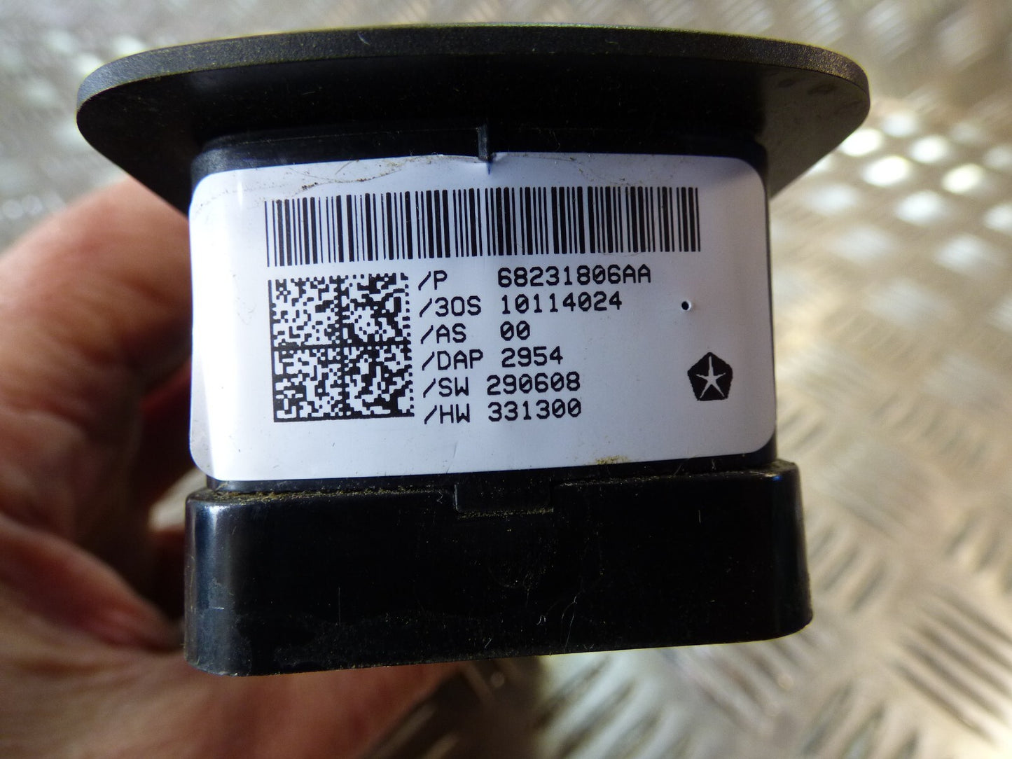 Jeep Cherokee KL 2015 Elektrischer Fensterheberschalter vorne links ORIGINAL gebraucht - 68231806AA
