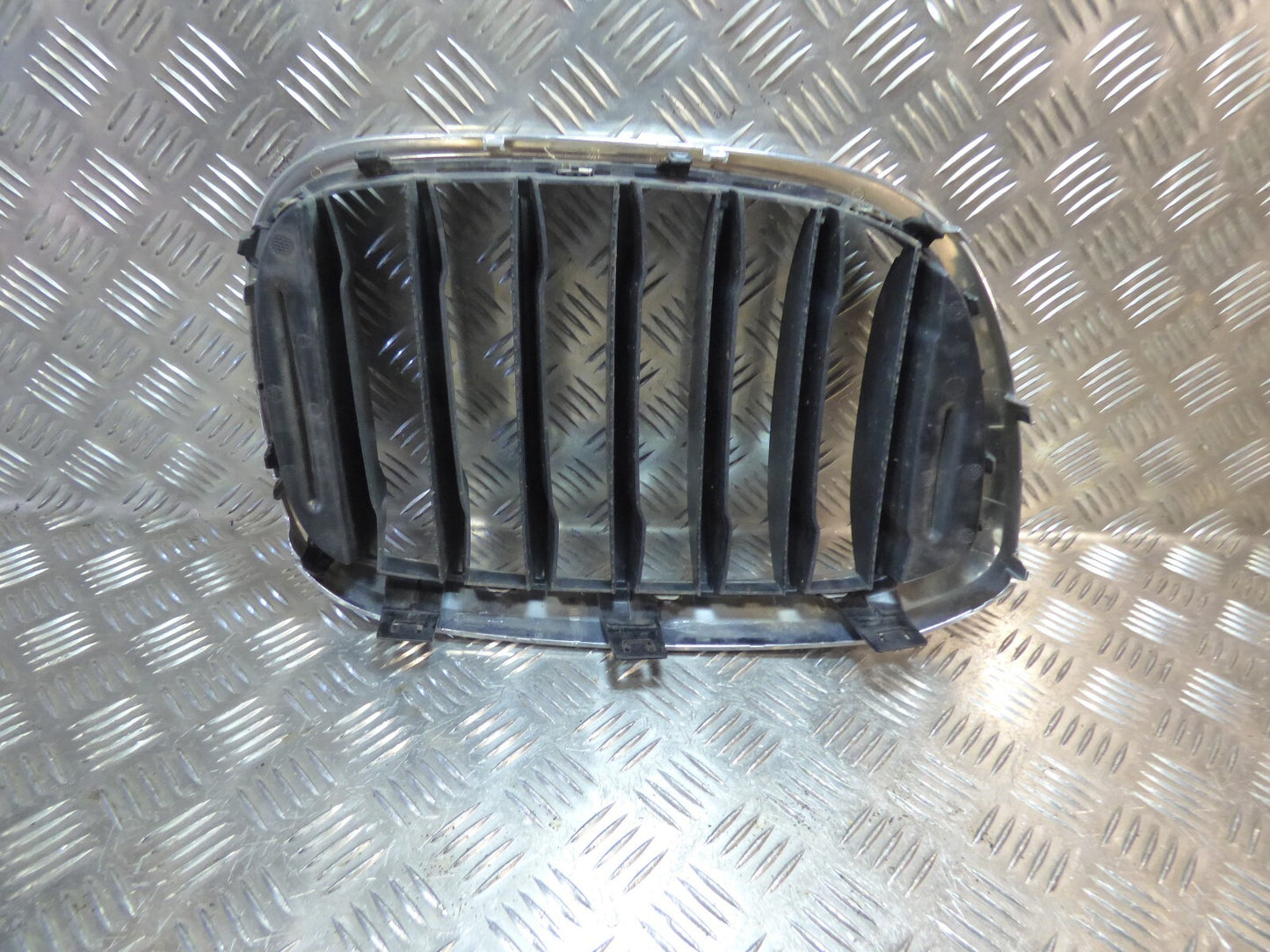 BMW X3 +X4 G01 + G02 F98 Grill vorne links 7464921 gebraucht - Original