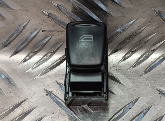 Smart ForTwo 451 Electric Drive Fensterheberschalter Schalter ORIGINAL gebraucht - A4519051700