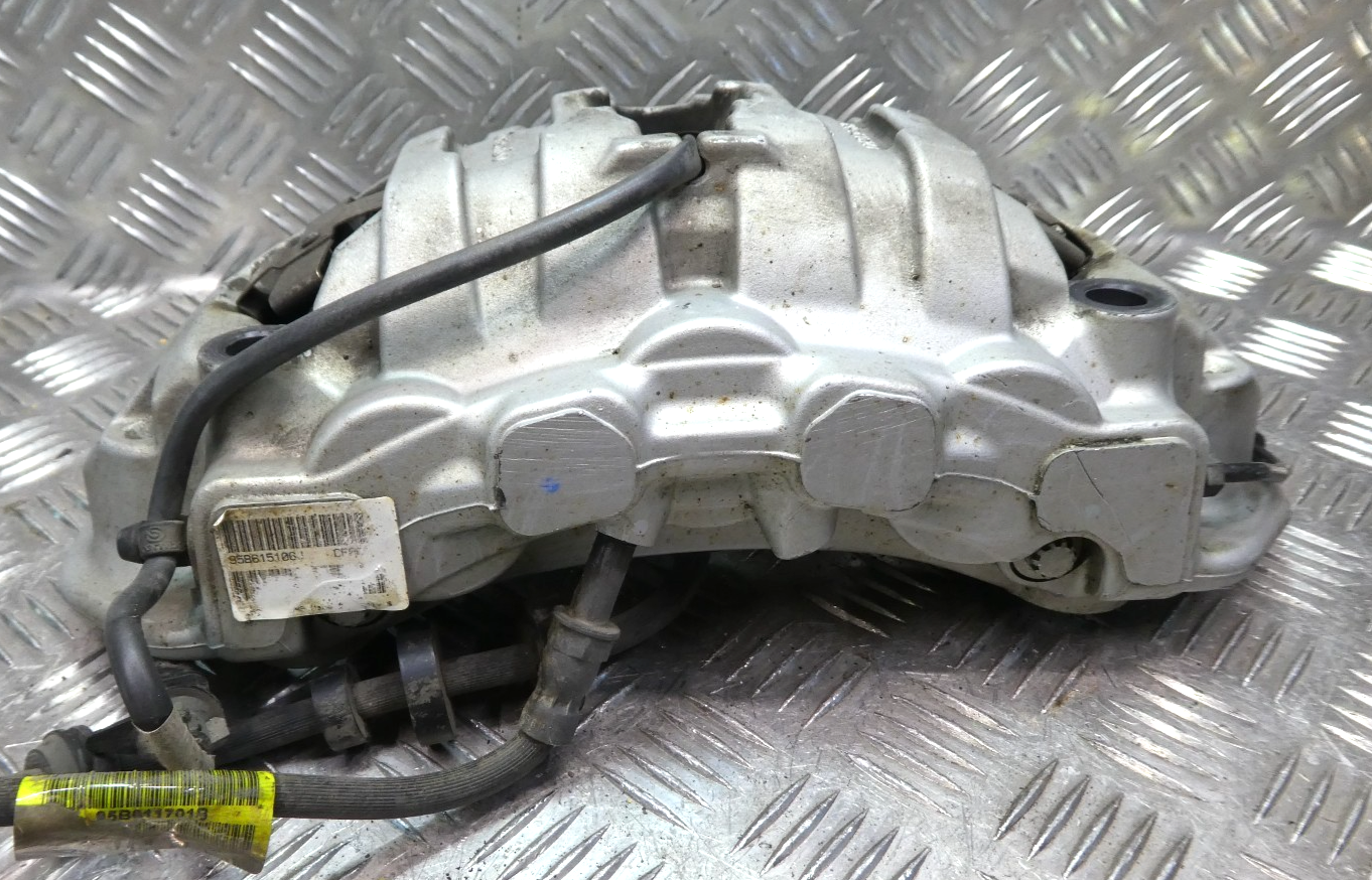 Orig. PORSCHE MACAN 3.0 TDI Bremssättel Vorne Rechts 7PP615123 ORIGINAL gebraucht - 95B615106J