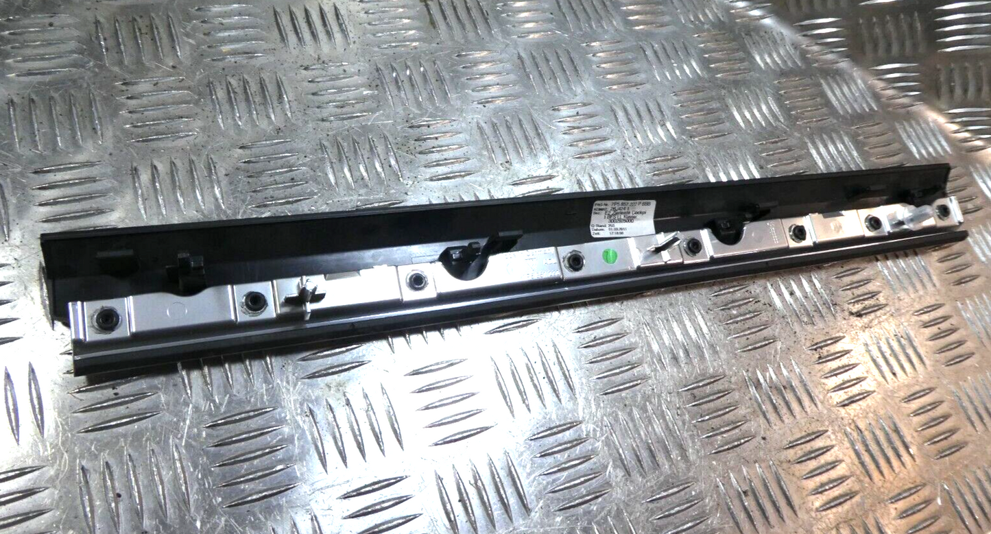 Porsche Cayenne 92A Dekor Klavierlack Armaturenbrett 7P5857222P 6BB ORIGINAL gebraucht - Zierleiste