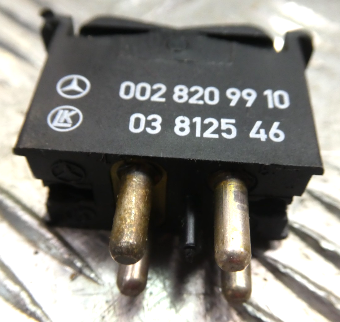 Orig. Mercedes-Benz W126 C126 SEC Schalter Antenne ORIGINAL gebraucht - 0028209910