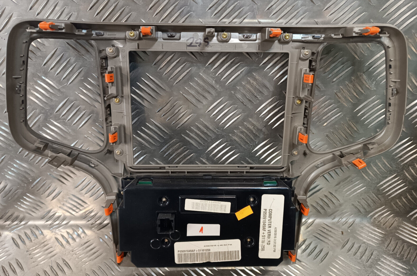 Jeep Grand Cherokee WK2 Mittekonsol Klimbedienteil Heizungschalter ORIGINAL gebraucht - P05091849AF