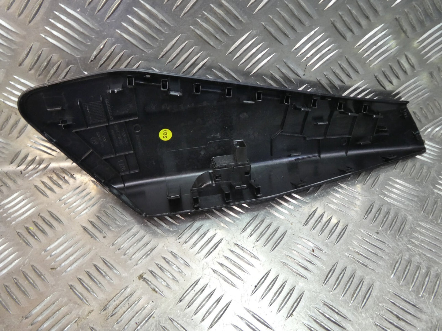VW ID3 Pro Türverkleidung Zierleiste Fensterheberschalter 10B867198B ORIGINAL gebraucht - Volkswagen