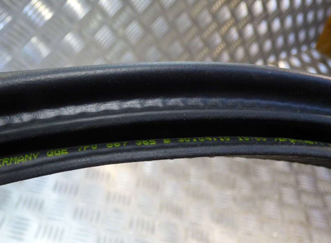 Orig. Porsche Cayenne 92A Türdichtung Tür vorne links 7P0867365B ORIGINAL gebraucht - Gummidichtung