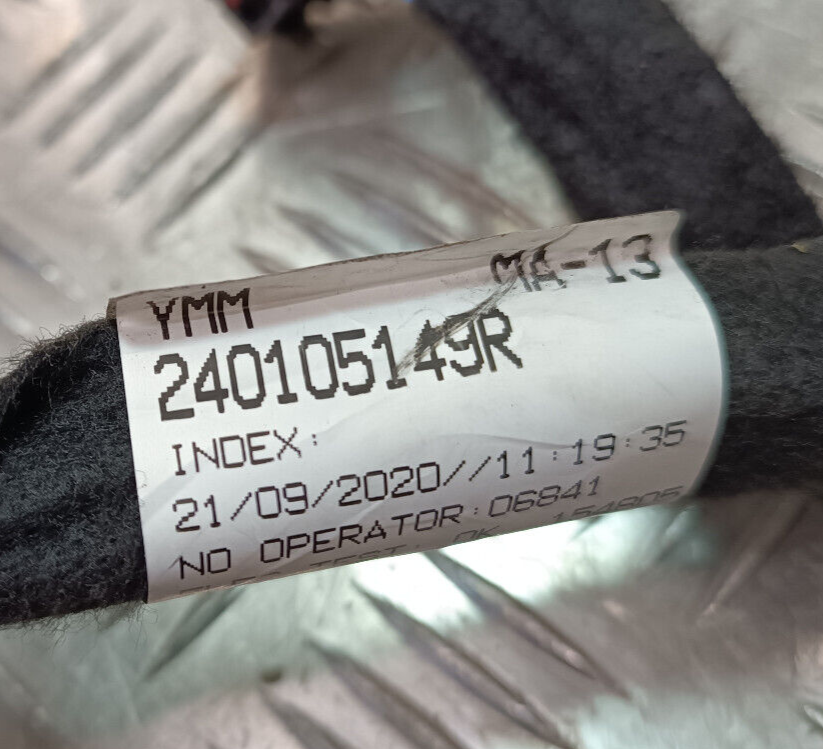 Renault Zoe 2022 Original Innen Zentral Kabelbaum gebraucht - 240105149R