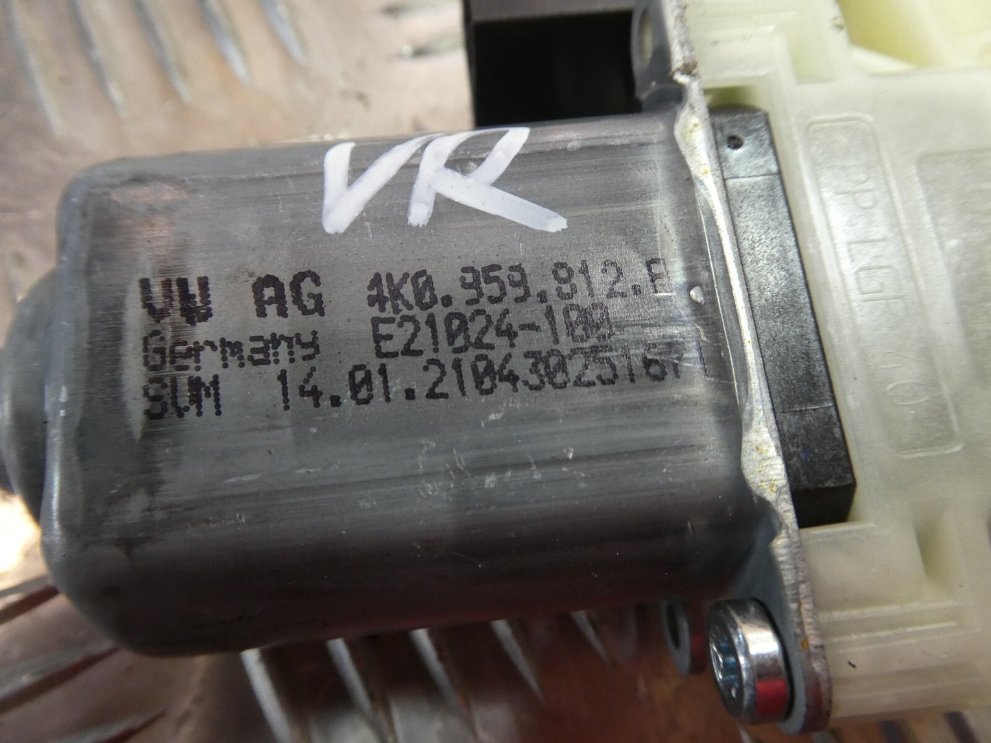 VW ID3 Fensterhebermotor Tür Vorne Rechts 4K0959812A ORIGINAL gebraucht - Volkswagen