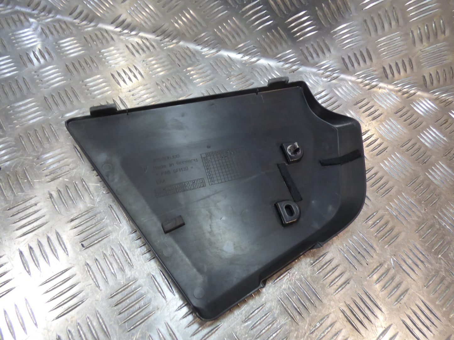 Porsche Cayenne 92A Hybrid Verkleidung Motor 7P5806100 ORIGINAL gebraucht - Abdeckung