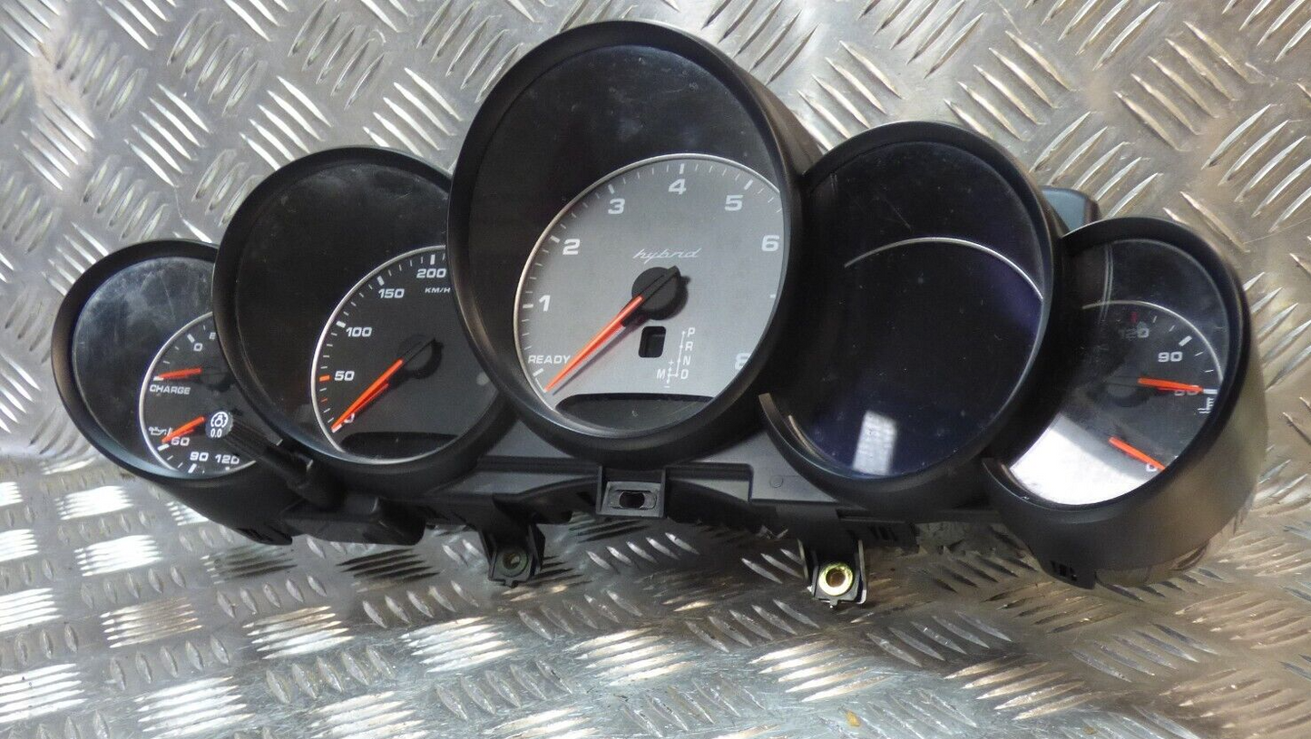 Porsche Cayenne 92A 3.0 Hybrid Tacho Cluster 7P5945903C schwarz ORIGINAL gebraucht - Kombiinstrument