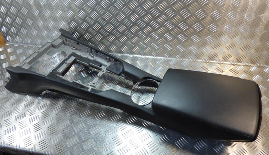 Porsche Panamera 970 Armlehne Mittelkonsole Vorne Schwarz Leder A11 ORIGINAL gebraucht - 97055311100