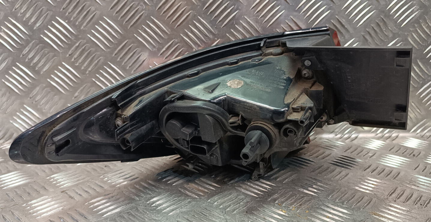 OPEL ASTRA K 1.4 Turbo Rückleuchte Hinten Rechts GM ORIGINAL gebraucht - 39015944
