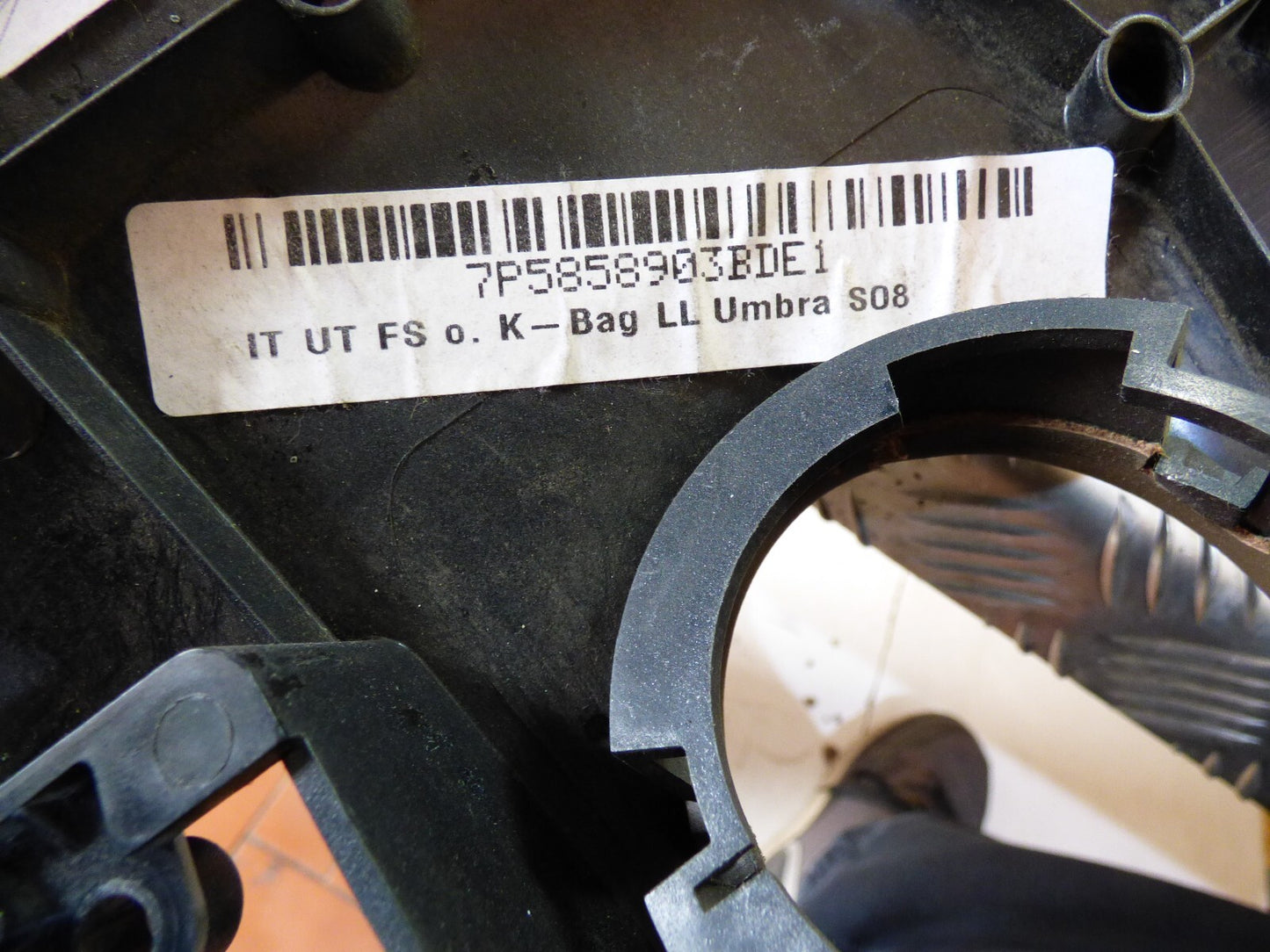 Porsche Cayenne 92A Armaturenbrett links 7P5858903B DE1 ORIGINAL gebraucht - Verkleidung