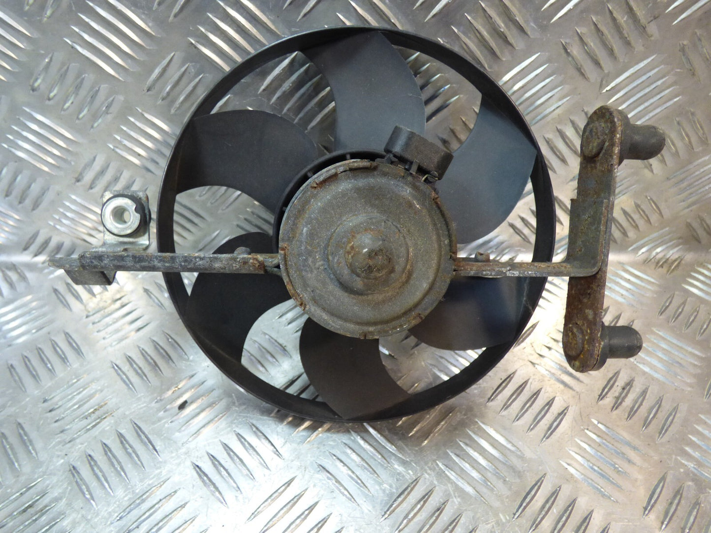 Porsche Boxster S 987 Lüfter Gebläse Kühlergebläse Motor Radiator ORIGINAL gebraucht - 98762403600