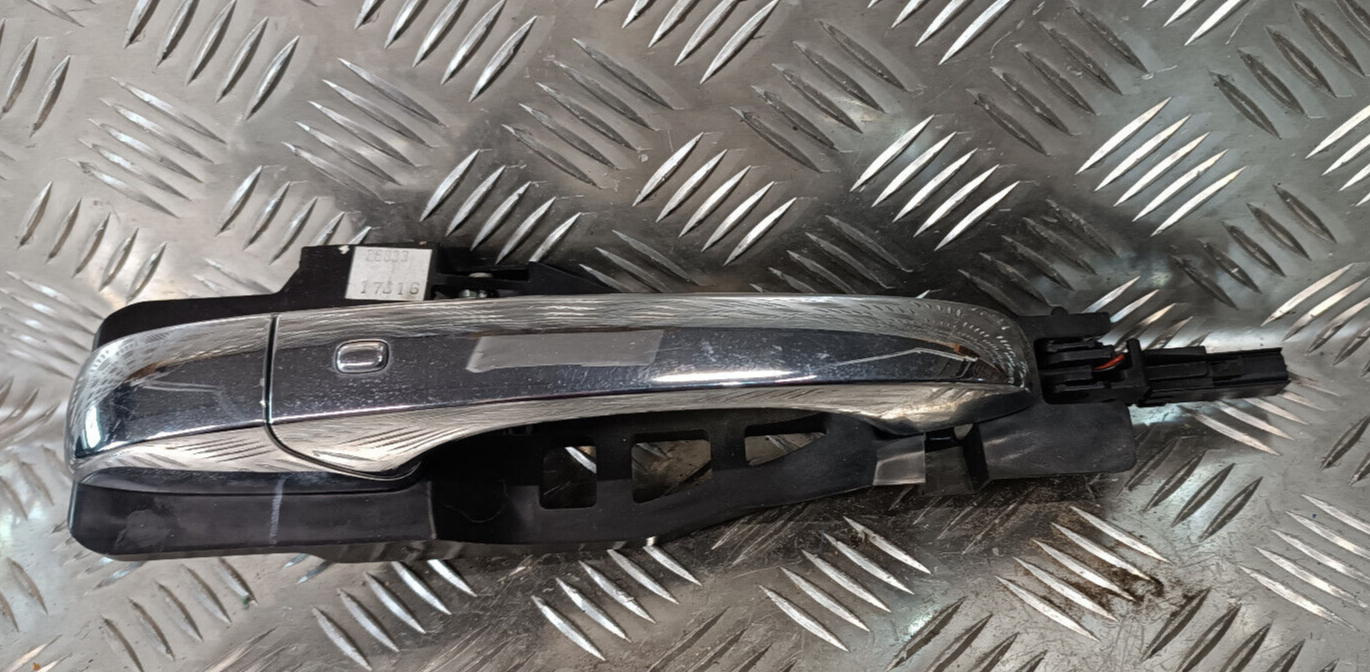 Jeep Grand Cherokee WK2 Tür Griff Türgriff Vorne ORIGINAL gebraucht - 04589884AK