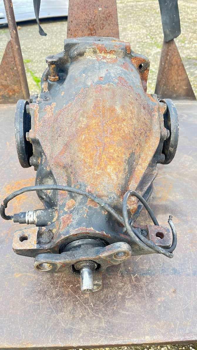 Mercedes-Benz C126 W126 500 SEC SEL Differential Ausgleichsgetriebe Hinterachse