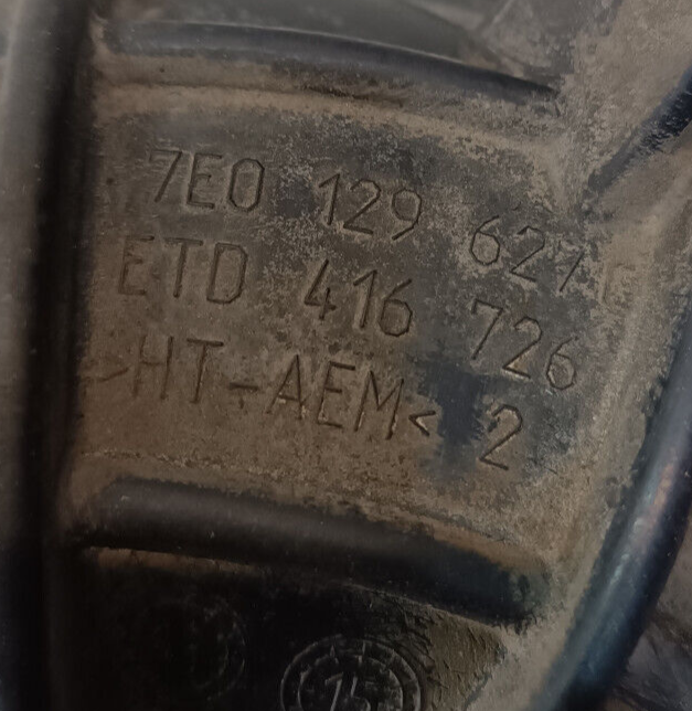 VW T5 2.0 TDI Lufteinlass Ansaugrohr Schlauch 7E0129615D ORIGINAL gebraucht - Transporter