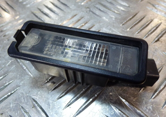 Porsche Cayenne S 92A 1K8943021 ORIGINAL gebraucht - Kennzeichenleuchte