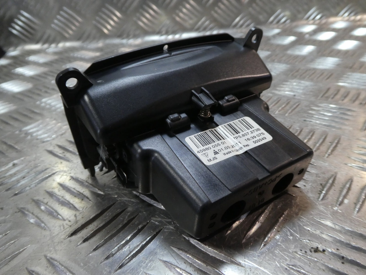 Porsche Cayenne 92A mitte vorn KLAVIER 7P5857273B ORIGINAL gebraucht - Aschenbecher