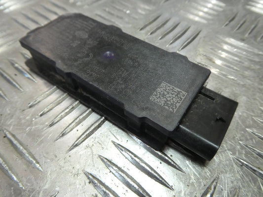 VW ID3 Steuergerät Antenne Keyless Startberechtigung vorne rechts ORIGINAL gebraucht - Volkswagen