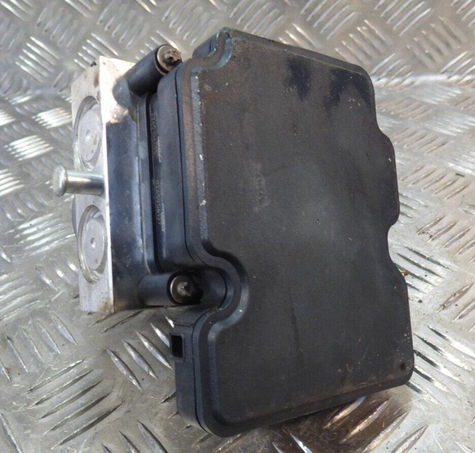 Jeep Cherokee KL 2015 ABS Steuergerät Pumpe Hydrauikblock 0265956137 ORIGINAL gebraucht - P68237001AD