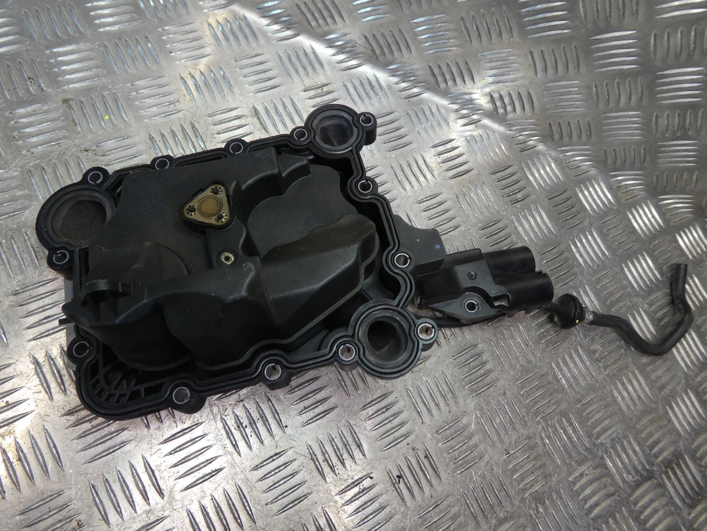 Porsche 3.0 E-Hybrid Ölabscheider Oil Separator 06E103547F ORIGINAL gebraucht - Panamera