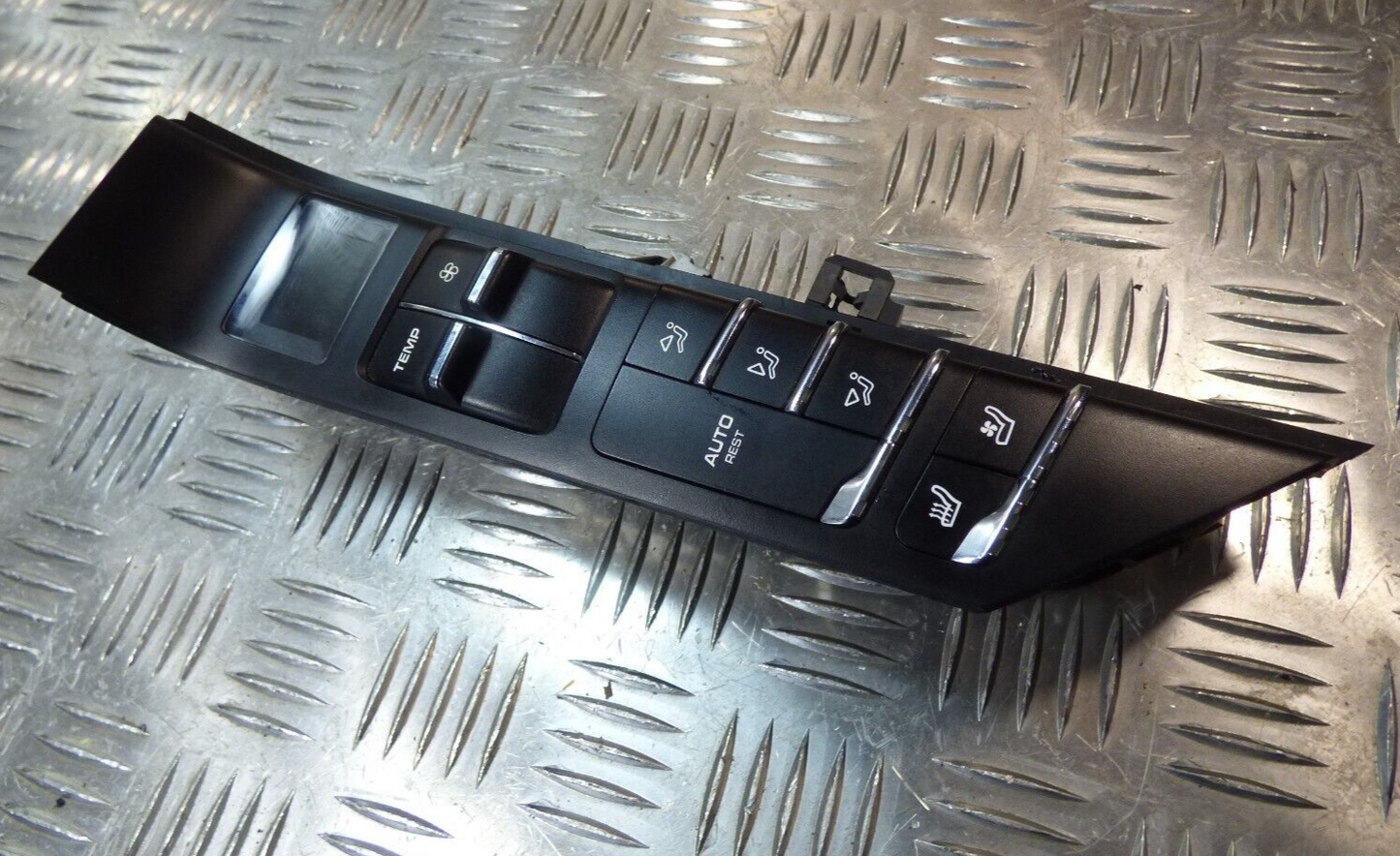 Porsche Cayenne S 92A Sitzheizung Klima Mittelkonsole links ORIGINAL gebraucht - Klimabedienteil