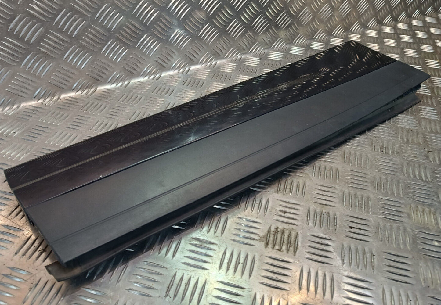 Porsche Cayenne S 92A Tür Türen Seite Linke 7P5837787G ORIGINAL gebraucht - Abdeckung
