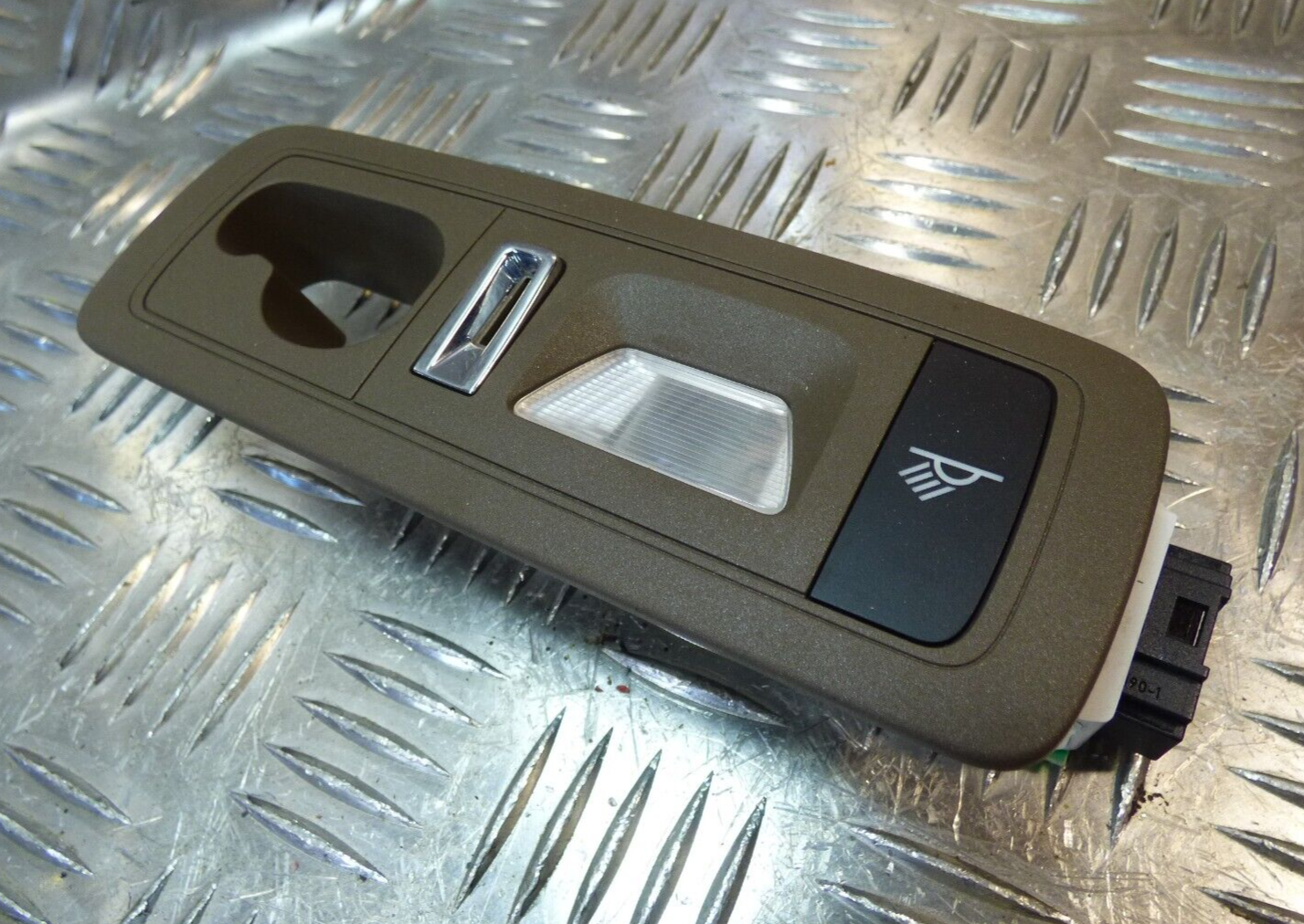 Porsche Cayenne 92A Leseleuchte rechts 7P5947292E braun ORIGINAL gebraucht - Innenraumleuchte