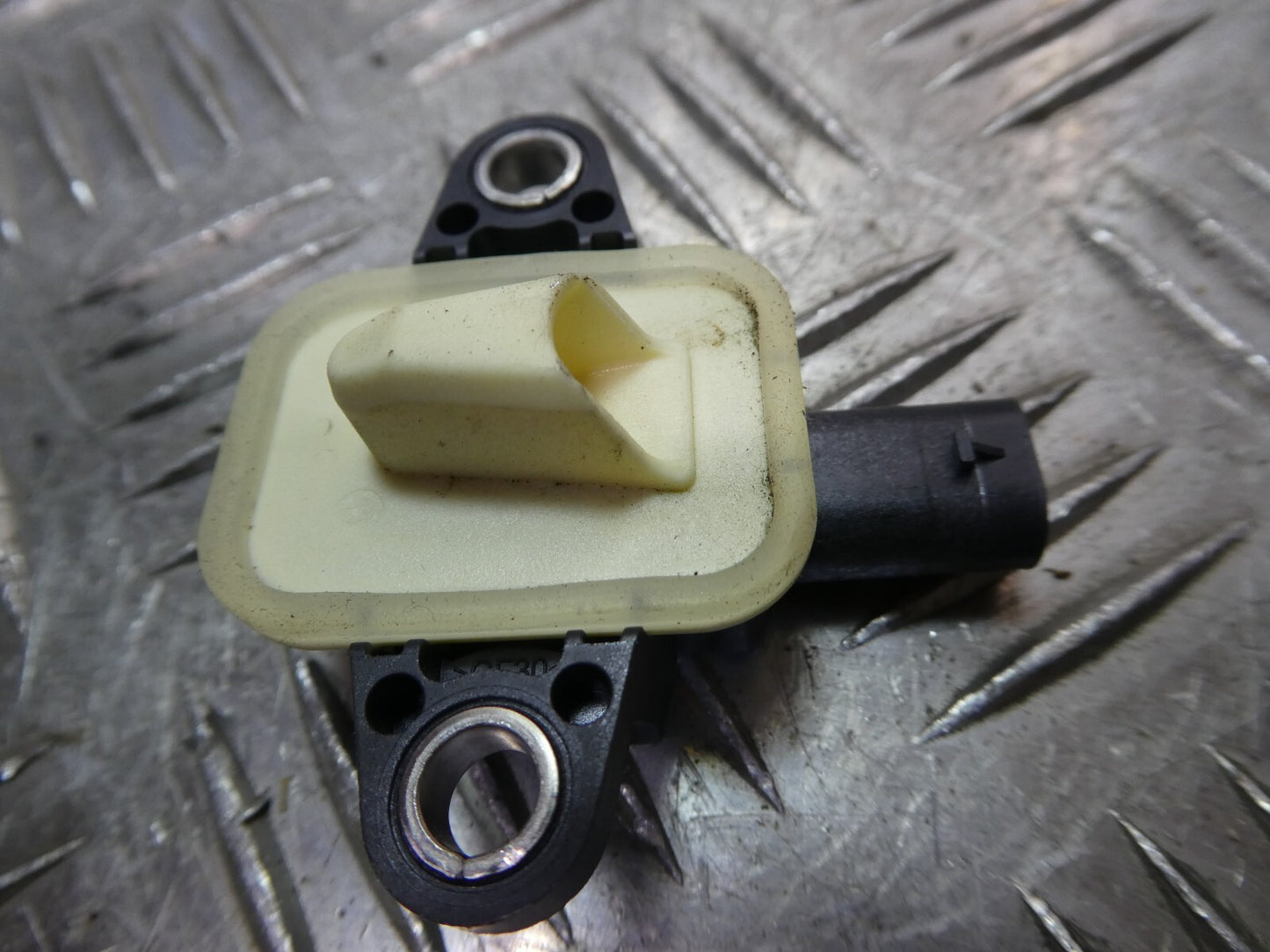 Porsche Macan 95B Sensor Vorne Rechts 4H0955557 ORIGINAL gebraucht - Seitenairbag