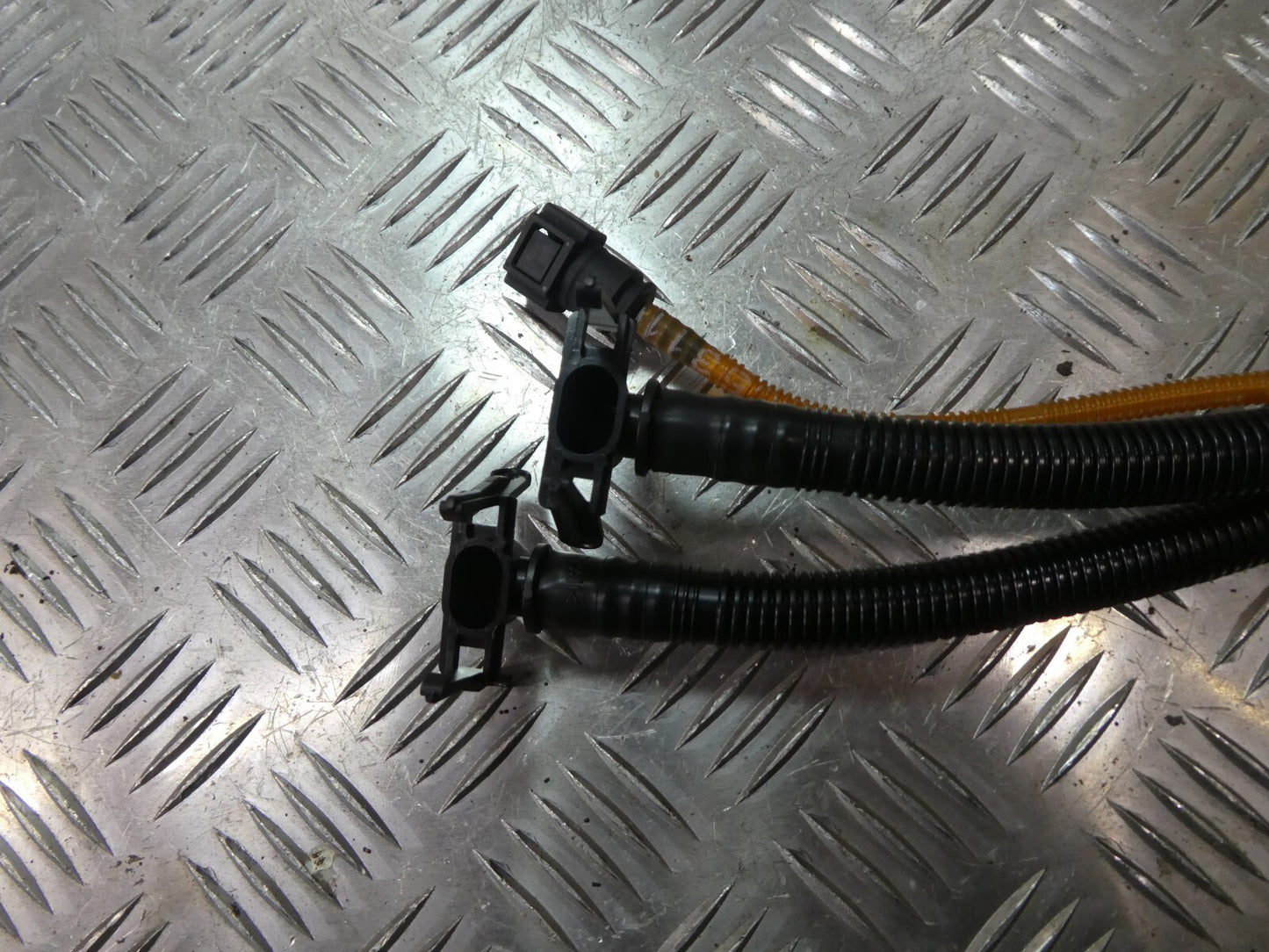 Porsche Cayenne 4.8 S 92A 7L6919715D ORIGINAL gebraucht - Kraftstoffrohr