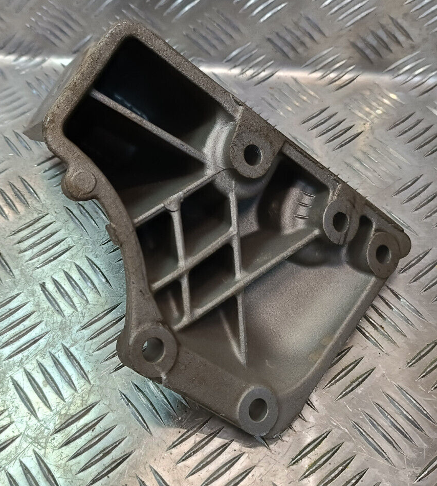 Porsche PANAMERA 970 3.6 V6 Motorhalterung Halter Motorhalter ORIGINAL gebraucht - 94811521123