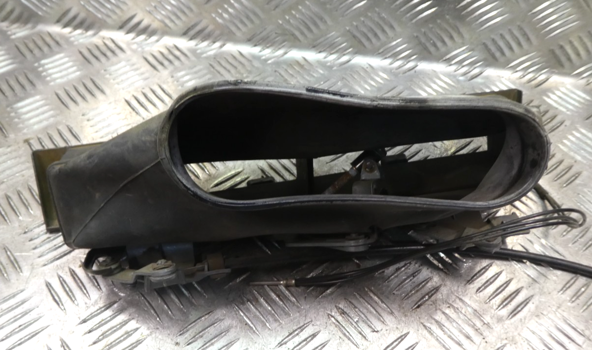 Mercedes-Benz W126 C126 Lüftungs Luft Dusche Düse Mitte Gitter Klima Regler