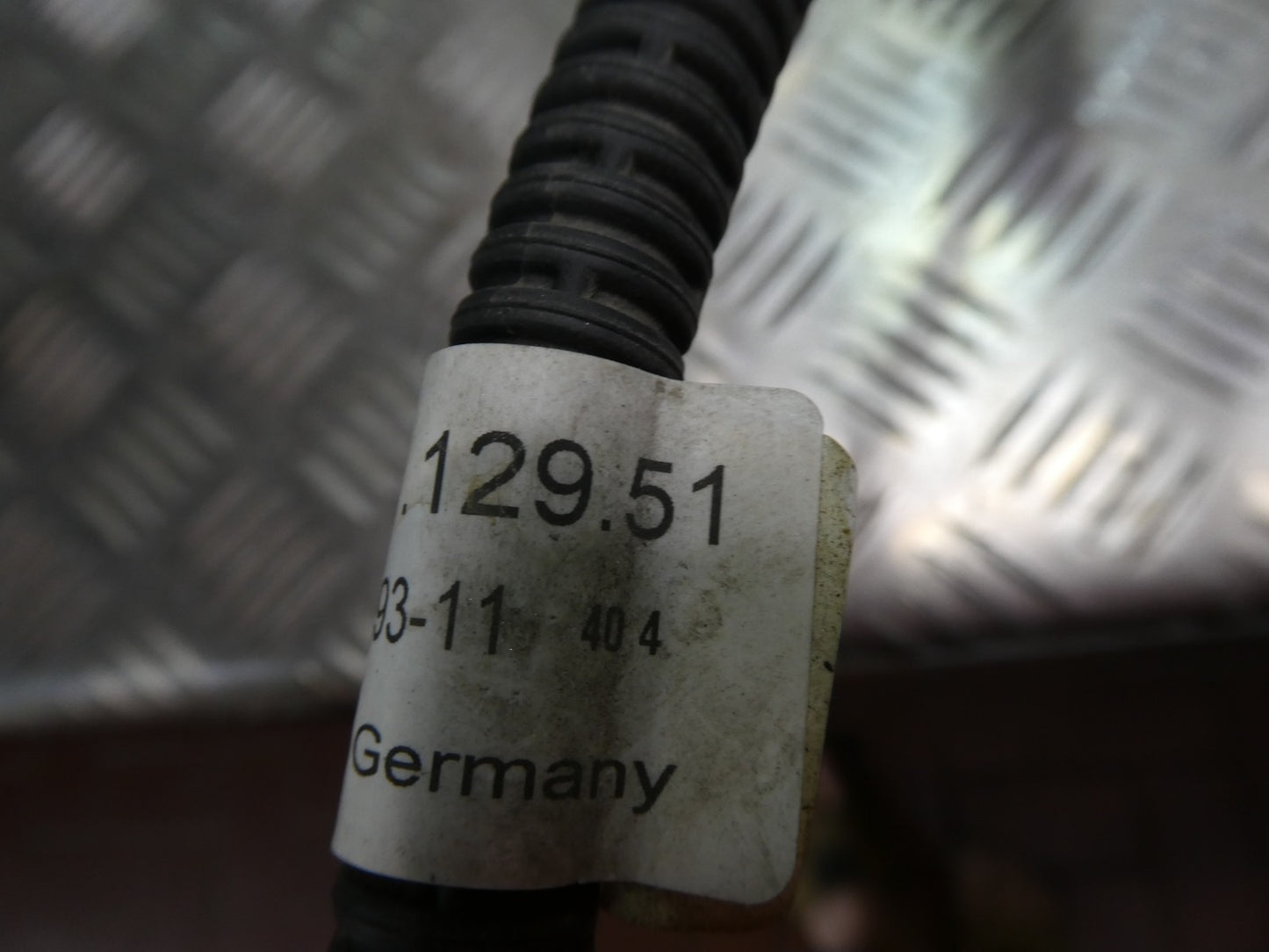 Porsche Panamera 3.0 E-Hybrid Scheinwerferwaschdüsenrohr links ORIGINAL gebraucht - 97063112951