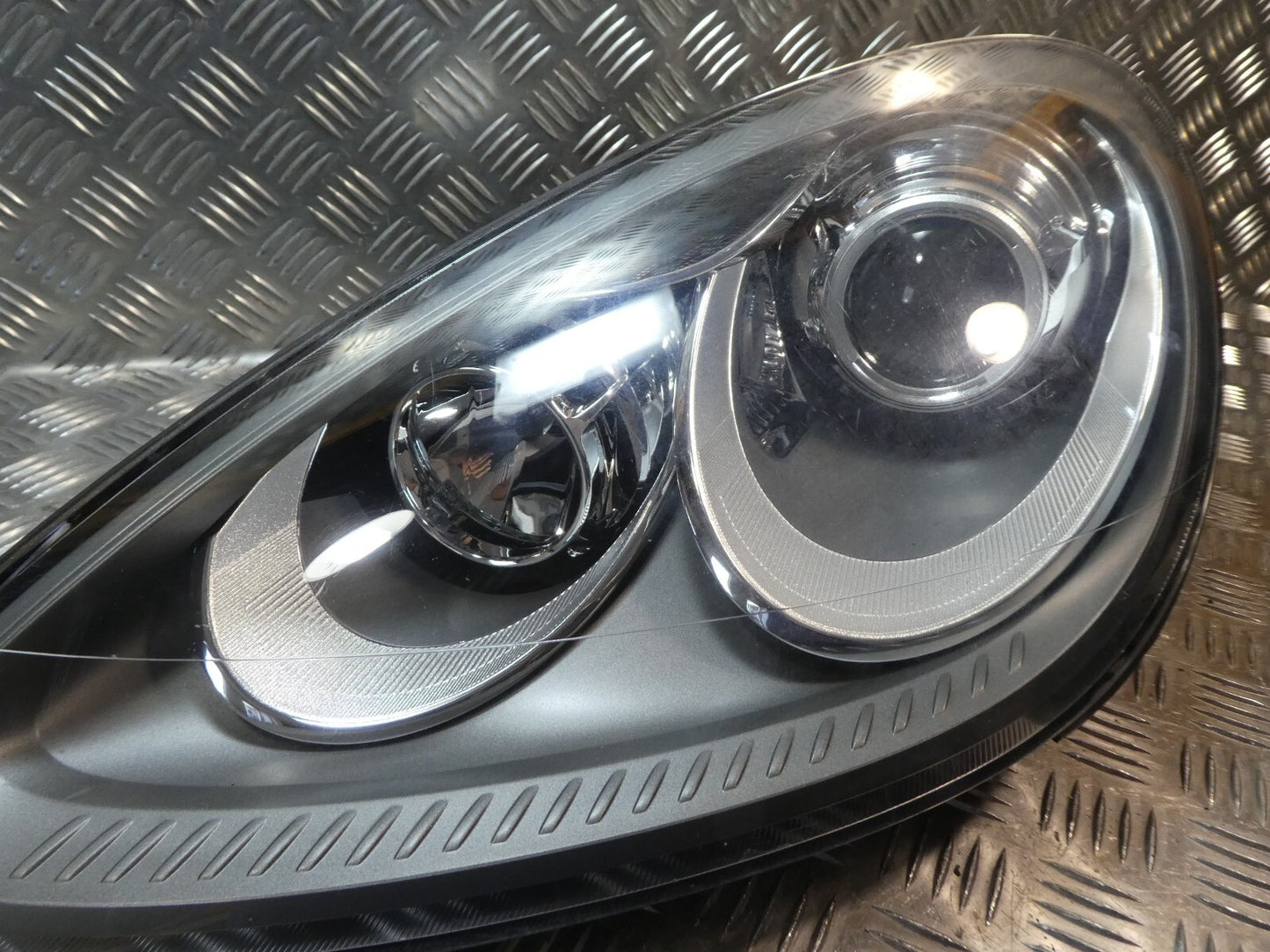 Porsche Cayenne 92A Frontscheinwerfer Xenon Links Scheinwerfer ORIGINAL gebraucht - 7P5941031AN