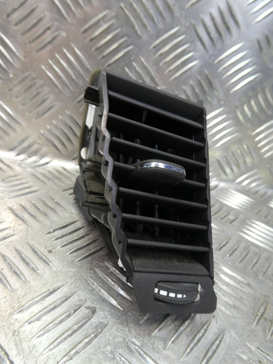 OPEL ASTRA K Luftdüse Luftströmer mitten Links GM schwarz ORIGINAL gebraucht - 39079605