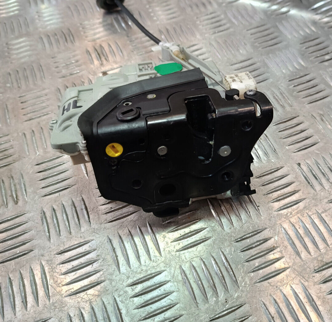 Porsche Cayenne S 92A Hinten Links Türschloss 8K0839015A ORIGINAL gebraucht - Stellmotor