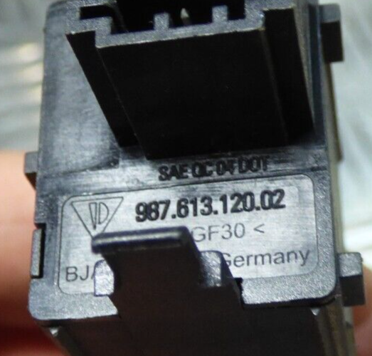 Original Porsche Boxster Cayman 987 Schalter Warnblinklicht gebraucht - 98761312002