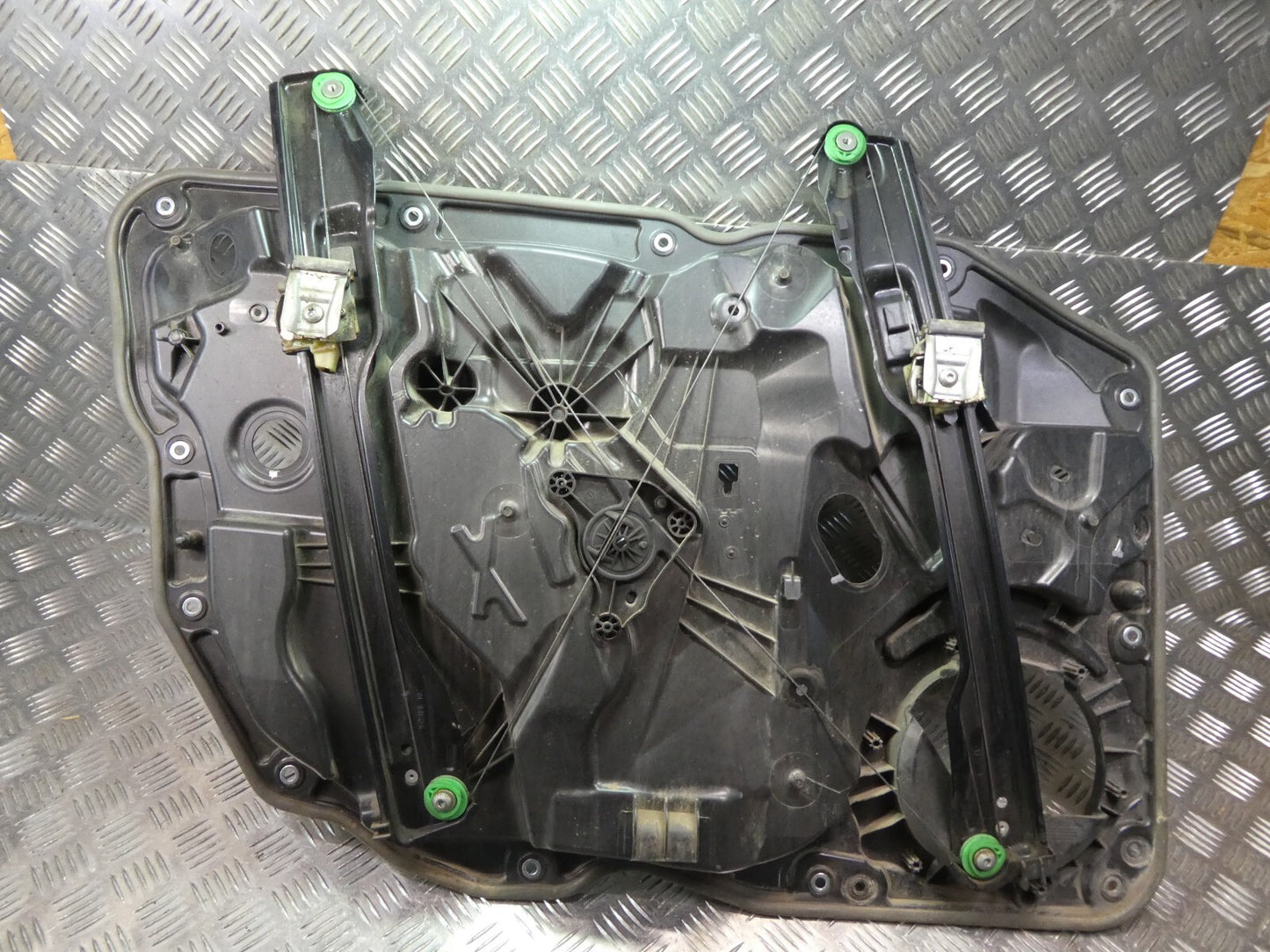 Porsche Cayenne 92A ohne Motor vorne rechts 7P5839756C ORIGINAL gebraucht - Fensterheber
