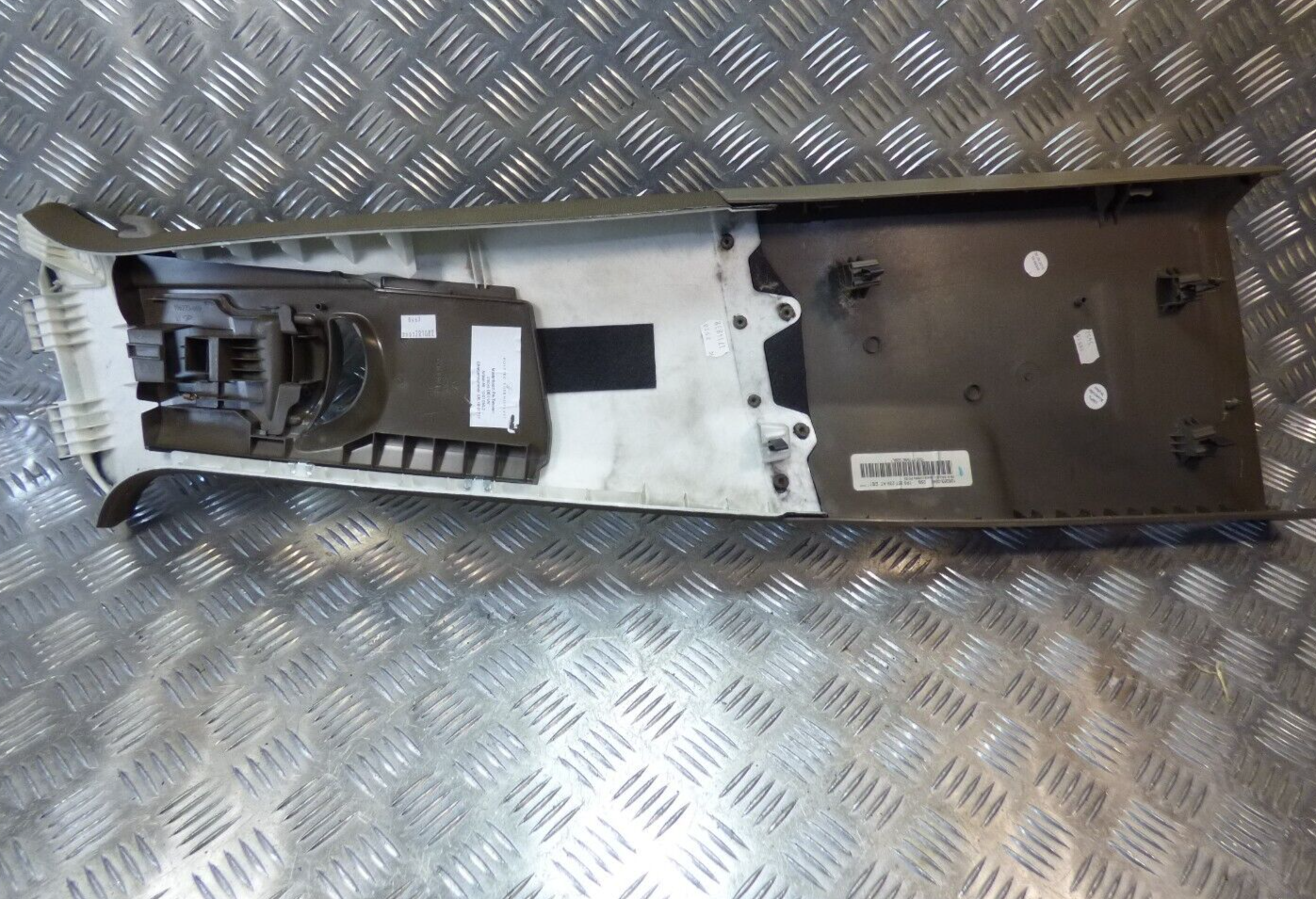 Orig Porsche Cayenne 92A Säulenverkleidung B-Säule Braun Links ORIGINAL gebraucht - 7P5867239