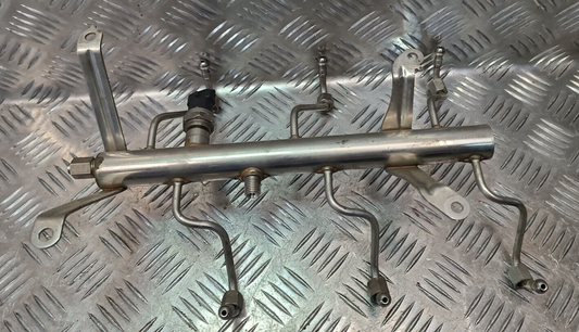Porsche PANAMERA 970 3.6 V6 Kraftstoffsammelrohr 036310014 ORIGINAL gebraucht - 94611011521