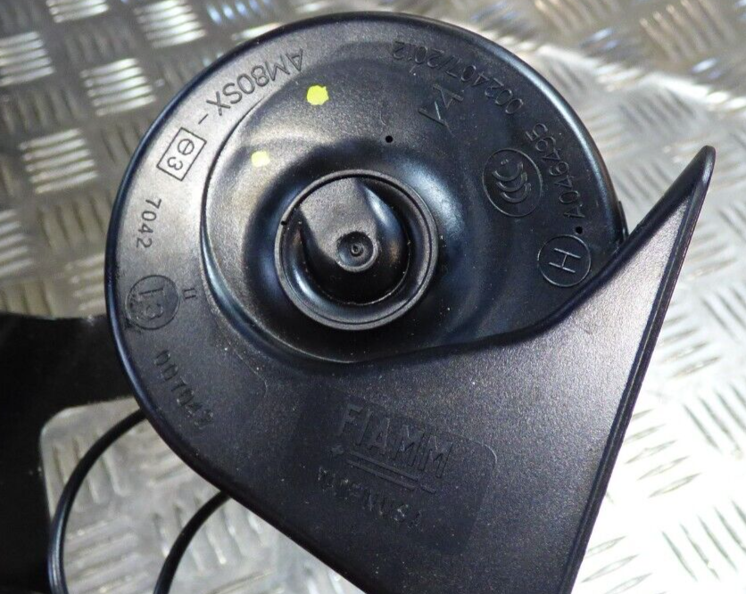 JEEP COMPASS II 2.0 MTJ 2021 Huppe Horn 002407 / 2021 ORIGINAL gebraucht - A046495