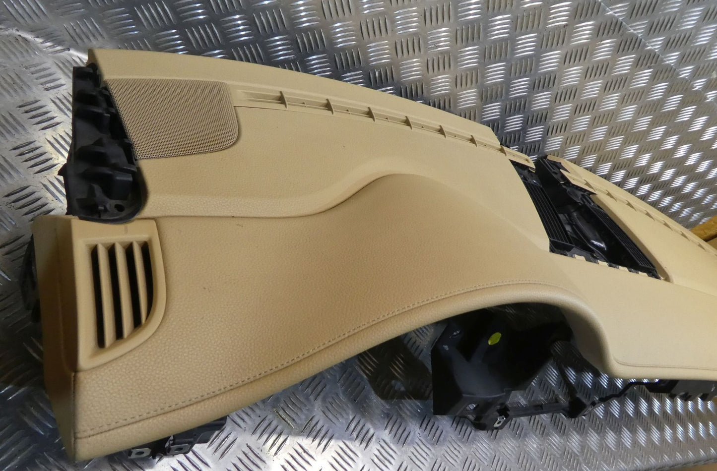 Porsche Panamera 970 Facelift Armaturenbrett Luxorbeige 97080307107 ORIGINAL gebraucht - 97055210107