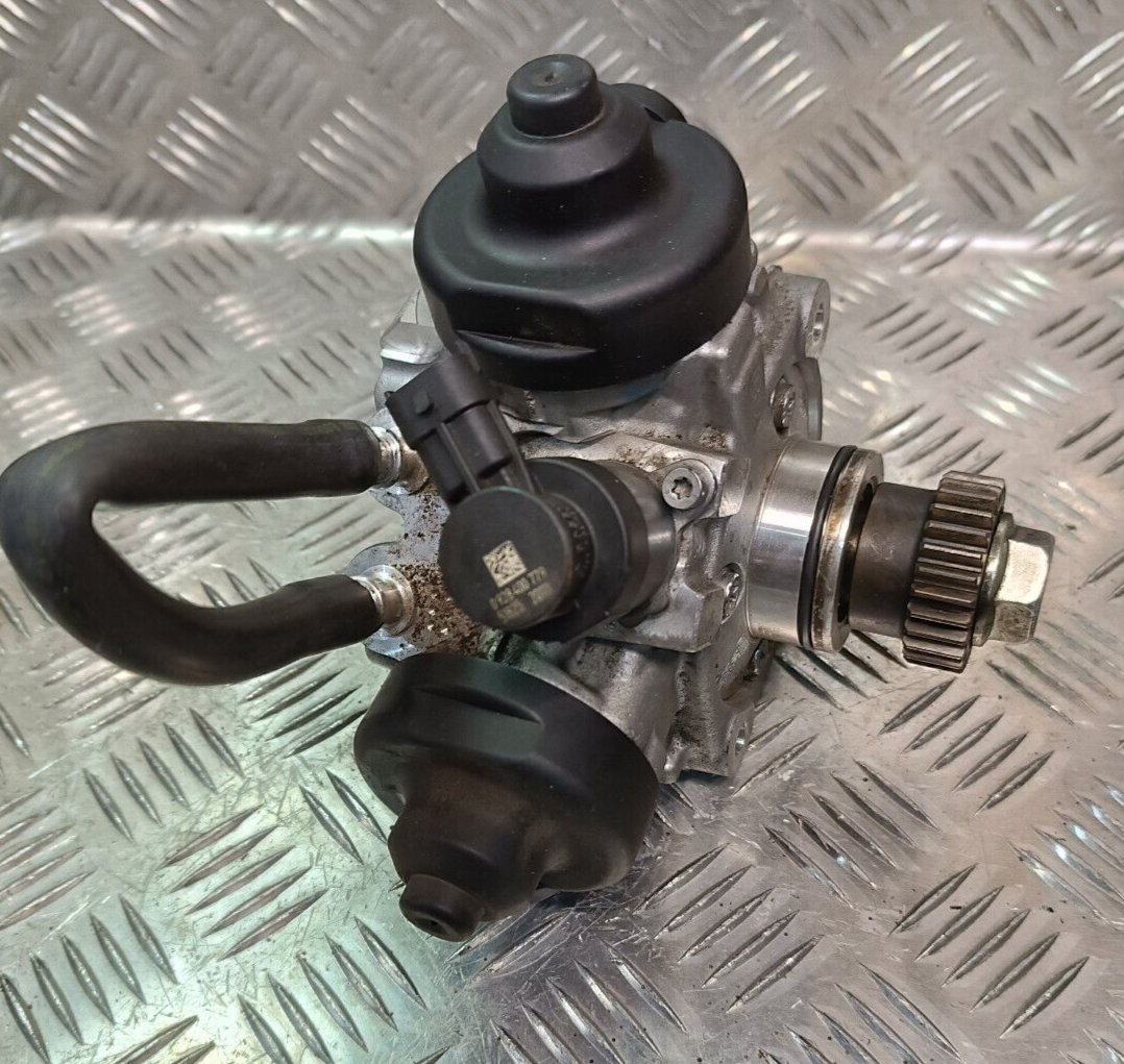 Jeep Grand Cherokee WK2 3.0 CRD Hochdruckpumpe 35022143F Bosch ORIGINAL gebraucht - 0445010696