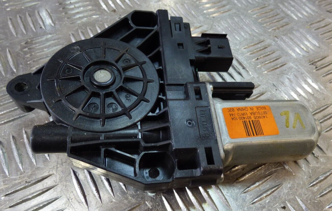Jeep KL 2015 Fensterhebermotor vorne links Motor Scheibe 931400-104 ORIGINAL gebraucht - Cherokee