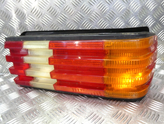 Mercedes-Benz C126 W126 SEC Coupe Rücklicht Rückleuchte Links ORIGINAL gebraucht - 1268201164