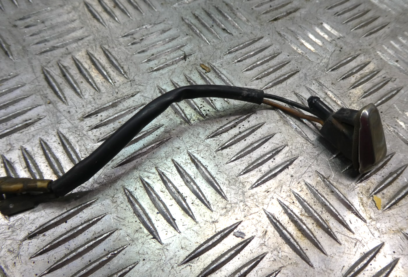 Mercedes-Benz W126 C126 SEC Scheibenwaschdüse Chrom beheizbar gebraucht - - Original