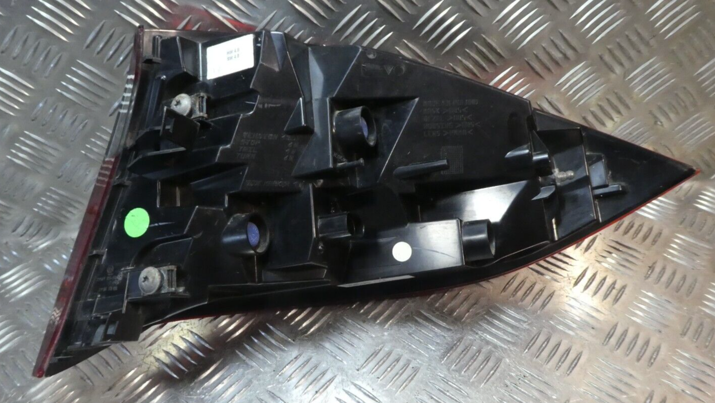 Porsche Cayenne 92A Hinten links außen Rückleuchte LED 7P5945095G ORIGINAL gebraucht - Heckleuchte