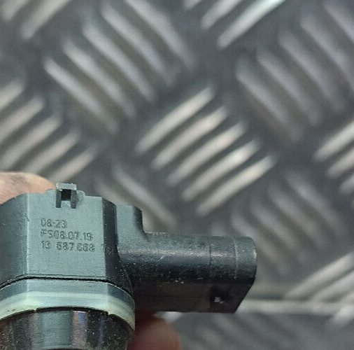 Porsche Panamera 970 PDC-Sensor PDC Einparkhilfe 10R-047850 Valeo ORIGINAL gebraucht - 207191915