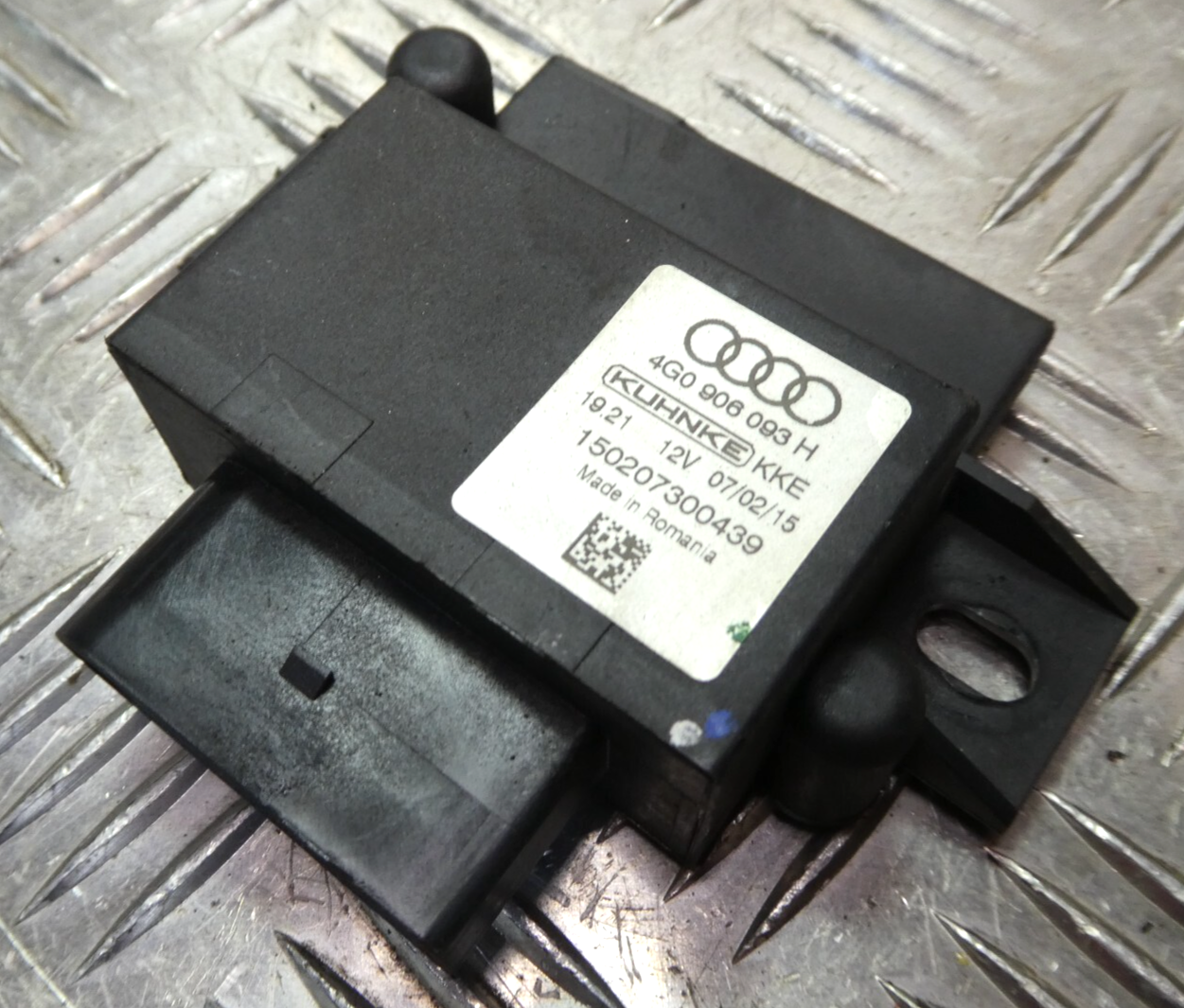 Porsche Macan 95B Steuergerät 4G0906093F ORIGINAL gebraucht - Kraftstoffpumpe